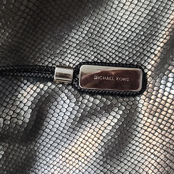 Michael Kors Skorpios Bag - Picture 11 of 11